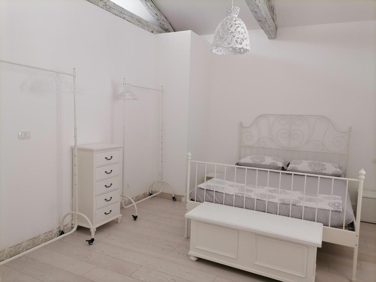 Appartamento Shabby Chic Μπαρλέτα Εξωτερικό φωτογραφία